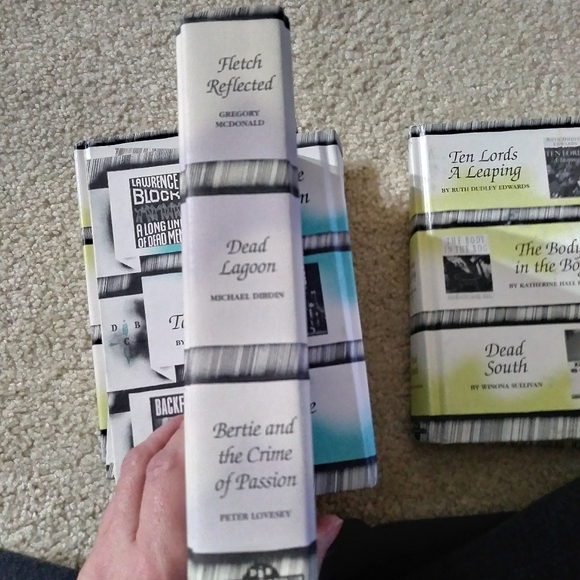 4 Detectives Book Club Books - Picture 9 of 12